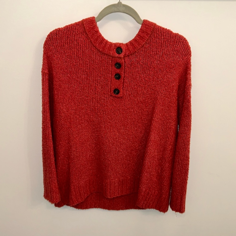 American Eagle sweater